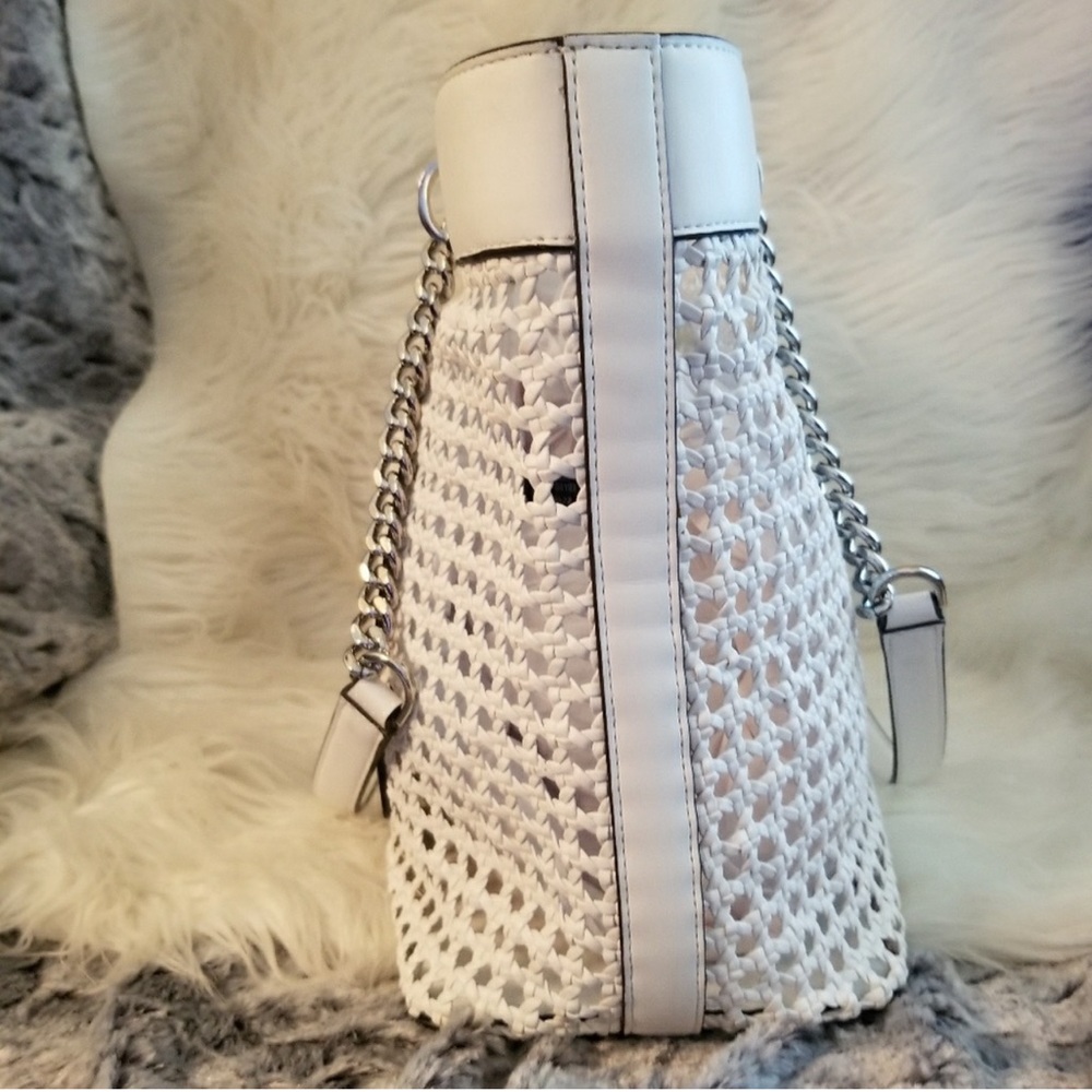 Michael Kors MK Winter White Kinsley Tote Rattan Carry All - attached wallet - Picture 4 of 8